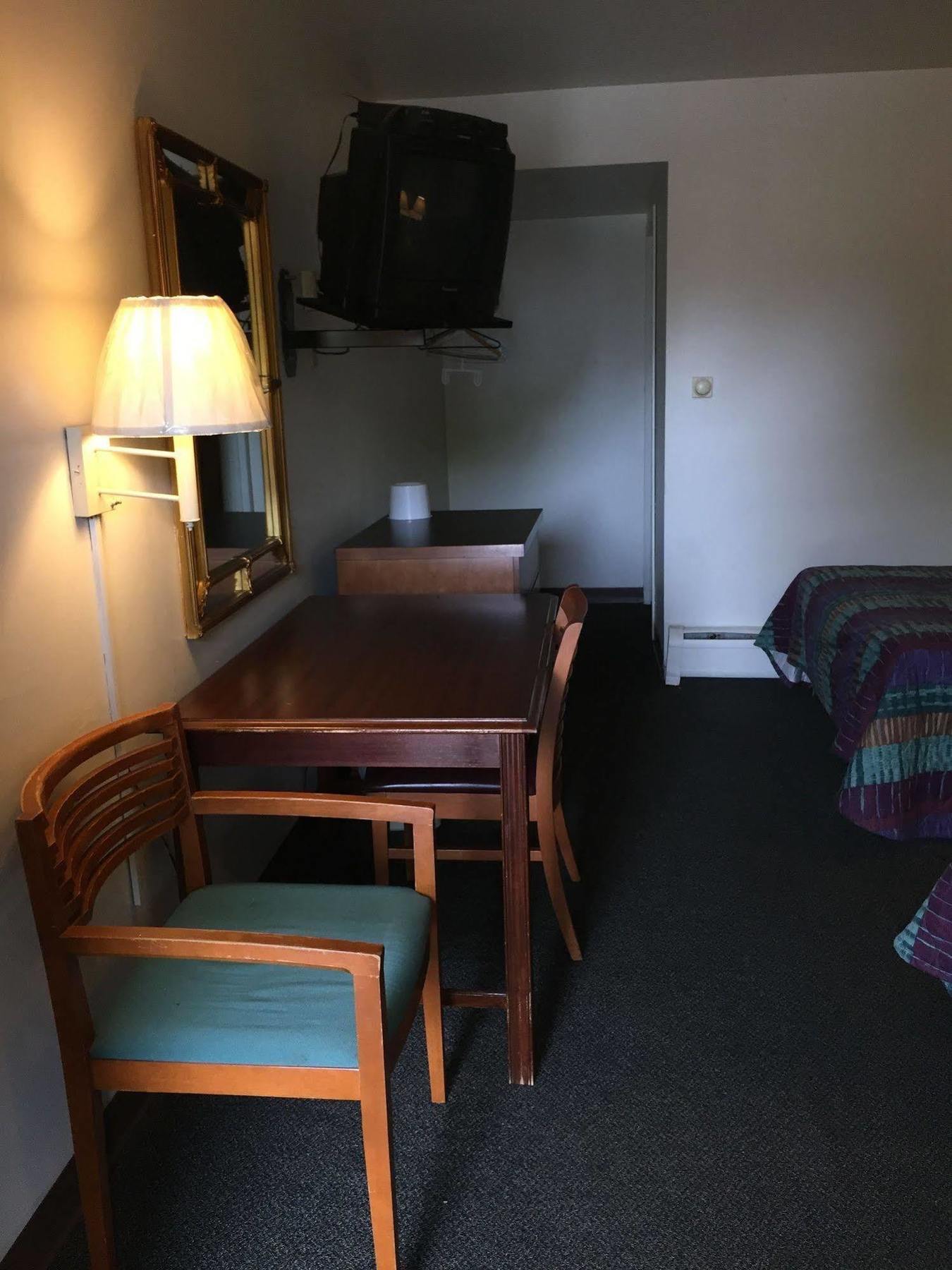 Hudson Plaza Motel Bayonne Jersey City Bagian luar foto